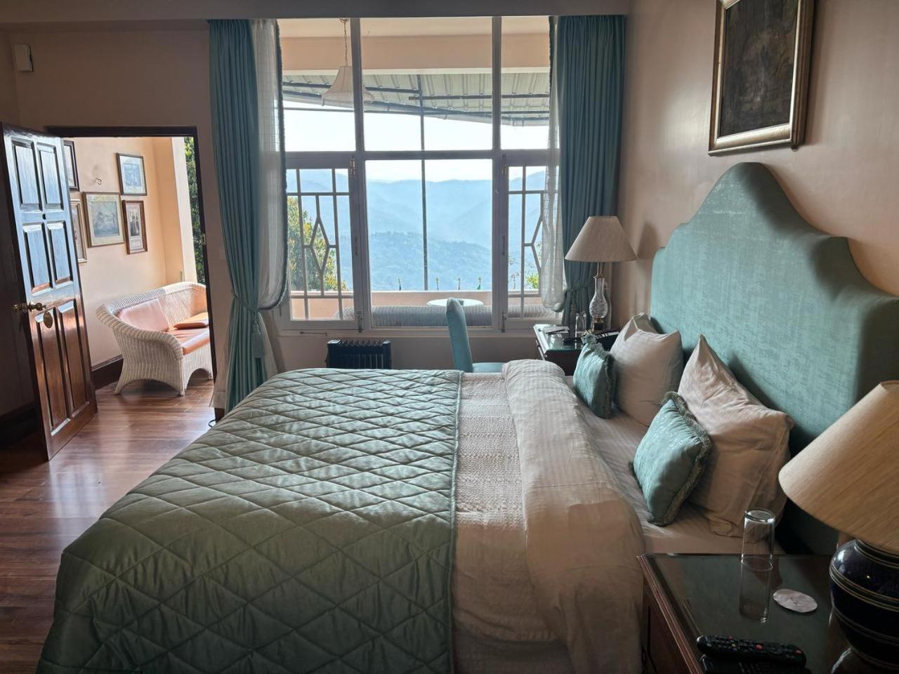 The Elgin Silver Oaks - Heritage Resort & Spa Калимпонг Екстериор снимка